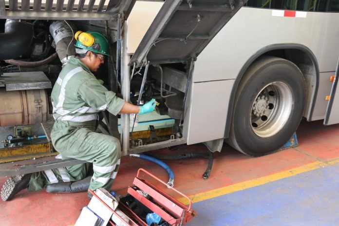 mecanico-bus