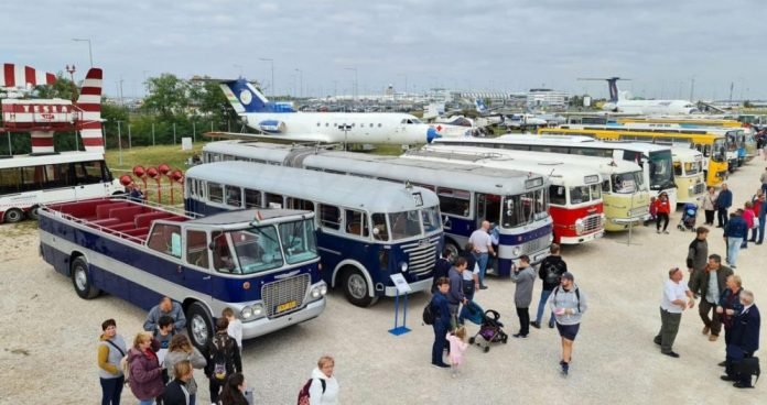 ikarus-expo-hungria