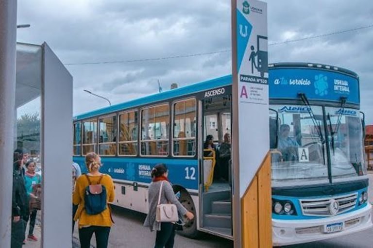 Ushuaia: Comenzó a circular la nueva Línea D de colectivos