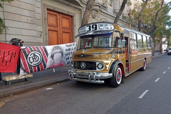 Linea39-Legislatura-CarlitosBala