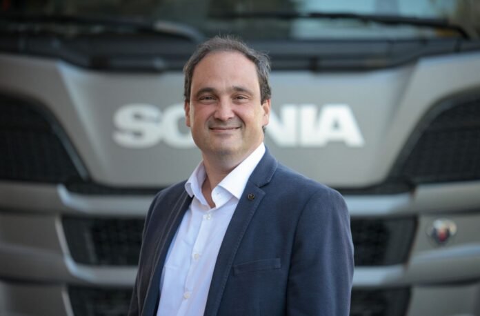 scania-director